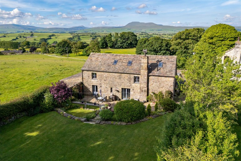 Crow Trees Barn, Mewith, Bentham