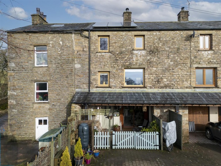 Gale Green Barn, Westhouse, Ingleton.